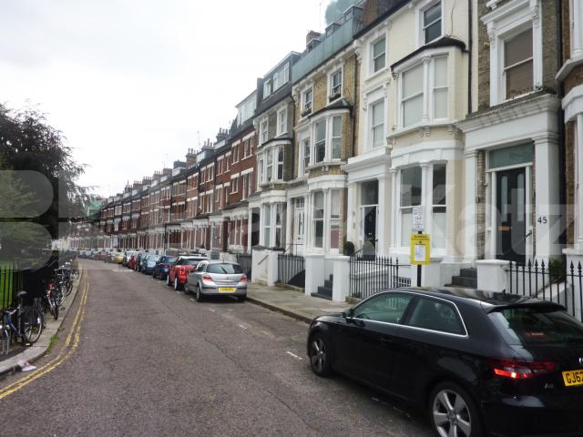 			CONTEMPORARY 1 BED NEAR PRIMROSE HILL, 1 Bedroom, 1 bath, 1 reception Flat			 Primrose Gardens , PRIMROSE HILL